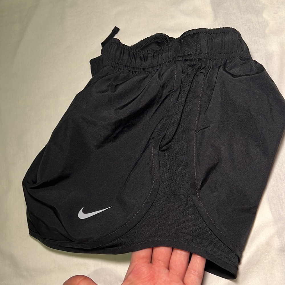 Nike Dri-Fit Shorts - Picture 5 of 6